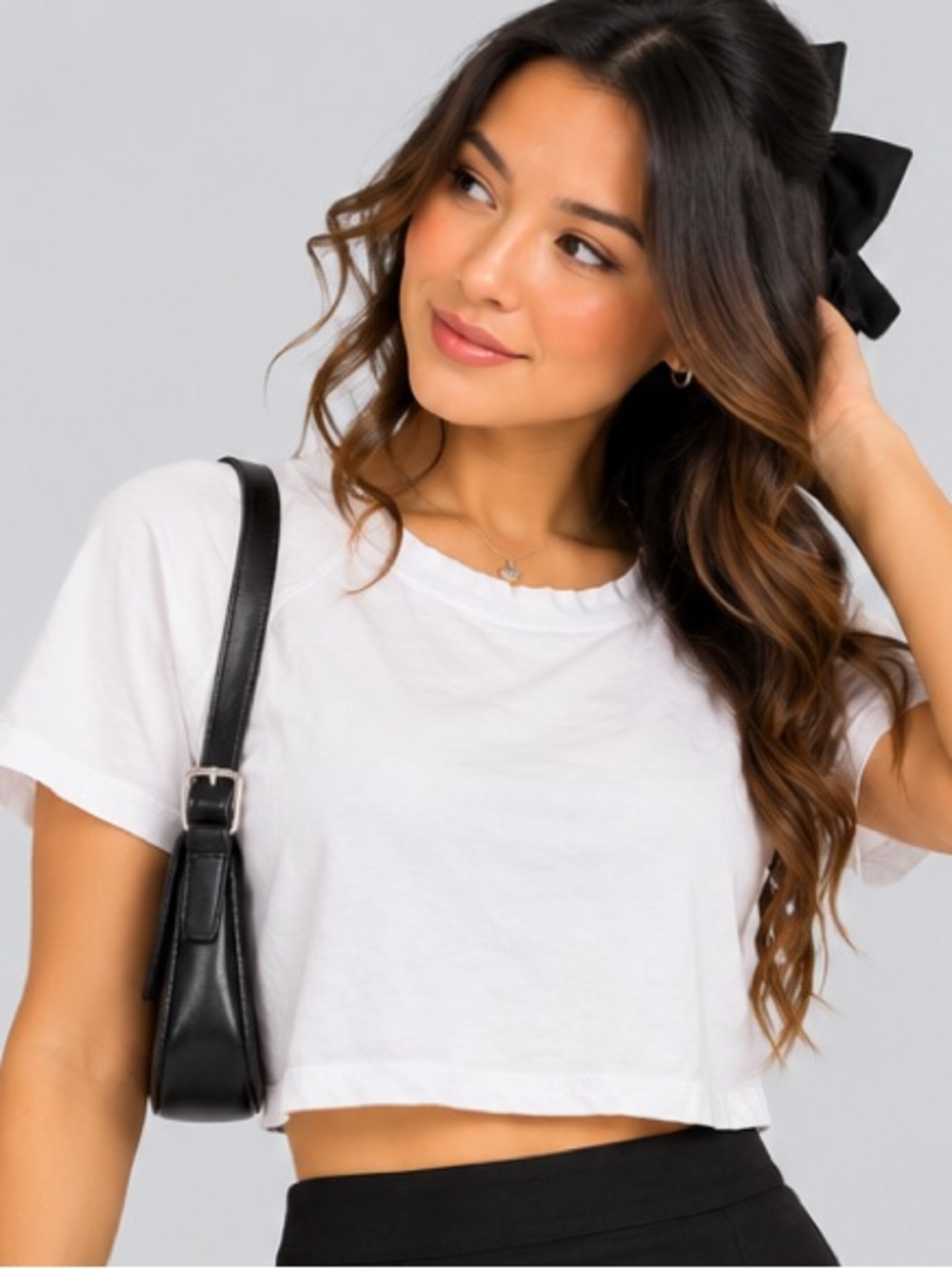 Divided White Cropped Tee Basic Size XL